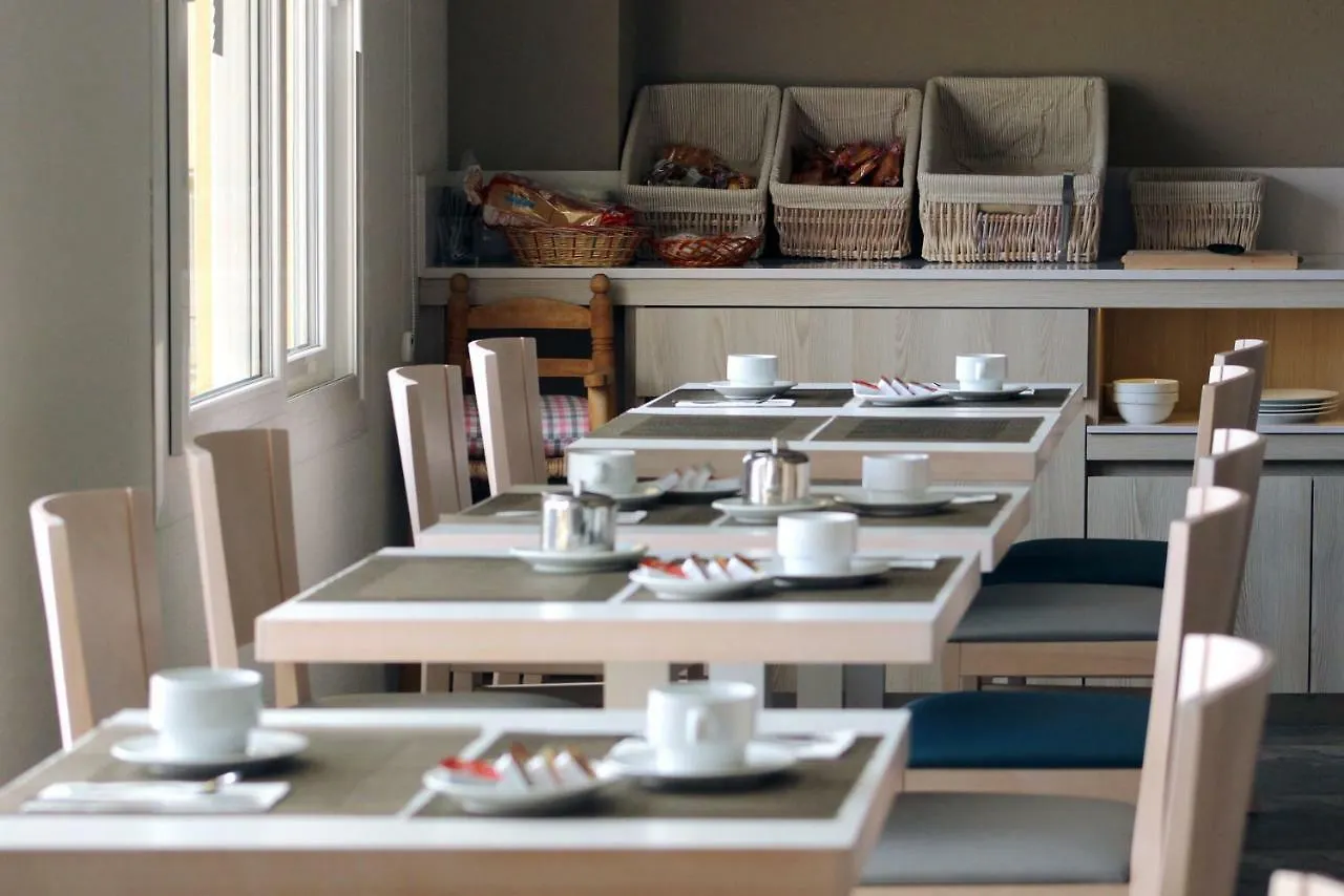 Rocatel Hotel Canet De Mar